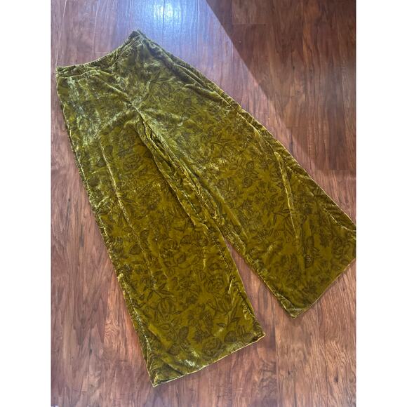 by ANTHROPOLOGIE Wide Leg Velvet Trousers Pants AS-IS Size 4 Rose Print Crushed - Picture 5 of 8
